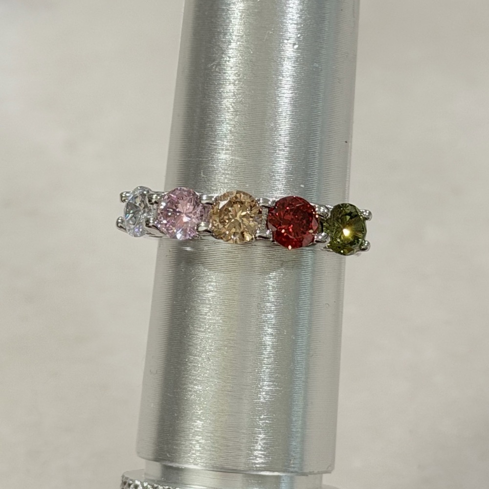 925 Sterling Silver Band Ring - Pink, Champagne, Red, Olive, White Size 9 - Picture 1 of 4